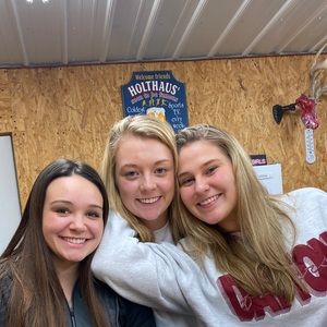 Meet your Posher, Marissa